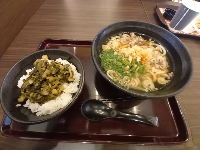 朝食