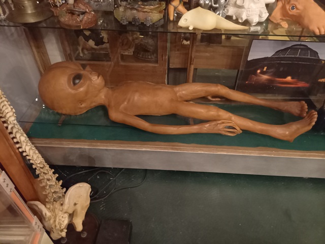 ET