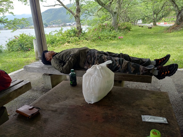 昼寝