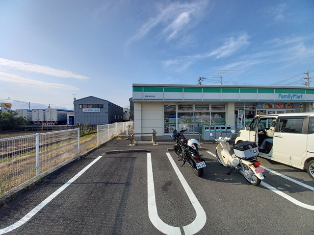 コンビニ