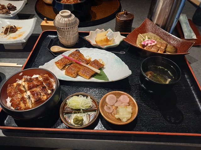 うなぎづくし