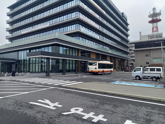 バス