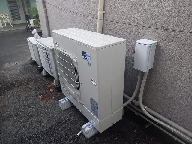 室外機