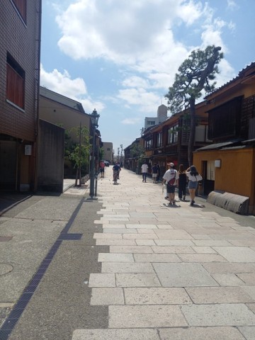 西茶屋