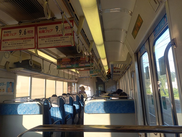 車内