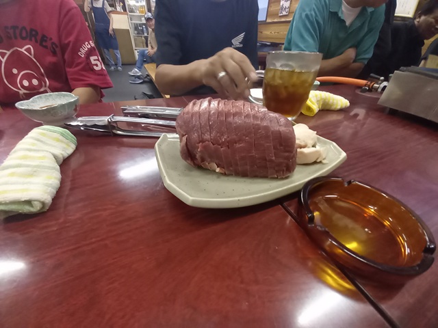 肉1