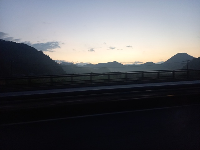 朝