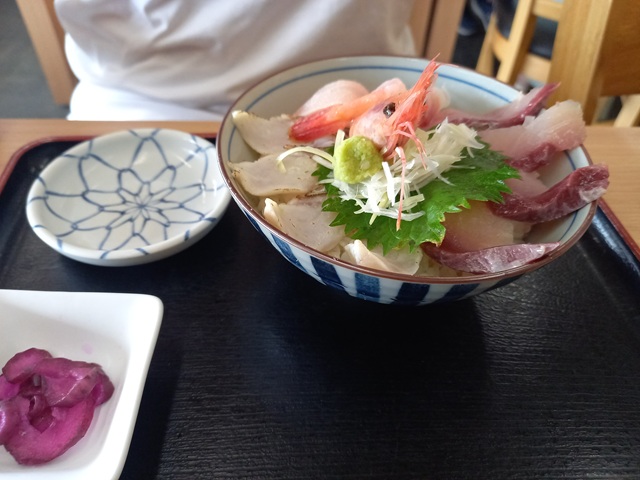 丼