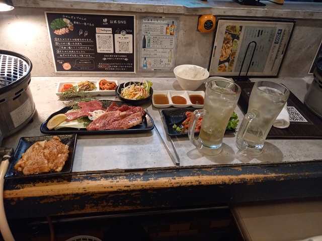 肉3