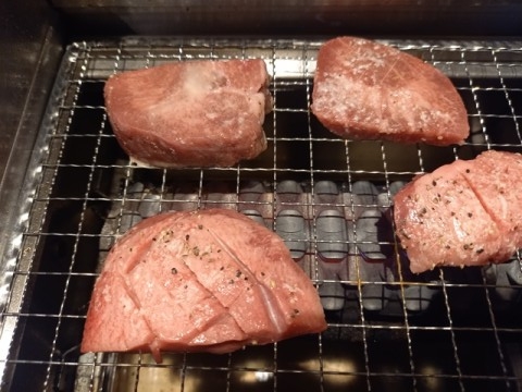 厚切りタン