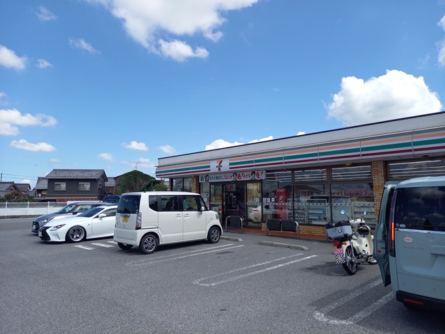 コンビニ