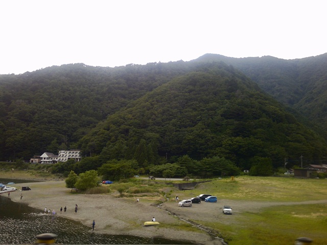 精進湖
