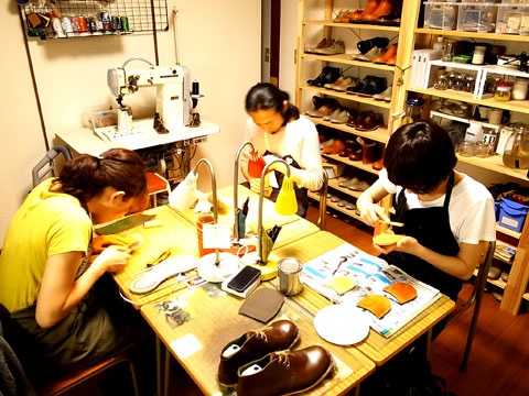 三人201105