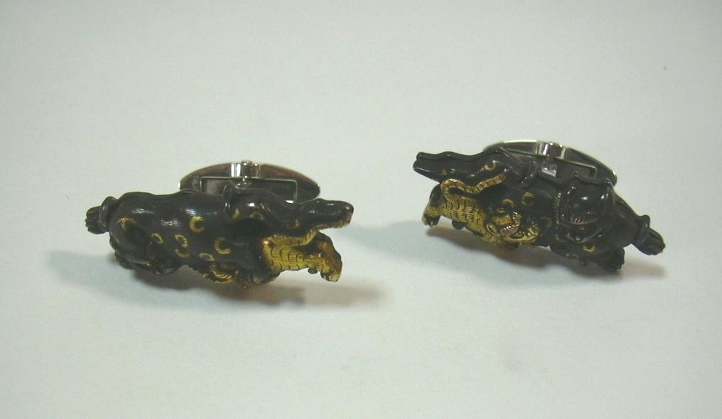 目貫カフスボタン