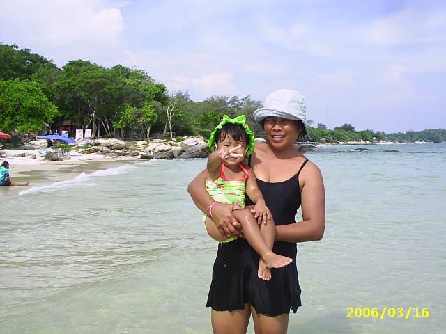 my wife and kai-chan at samet