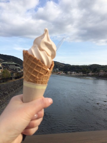 桜ソフトクリーム